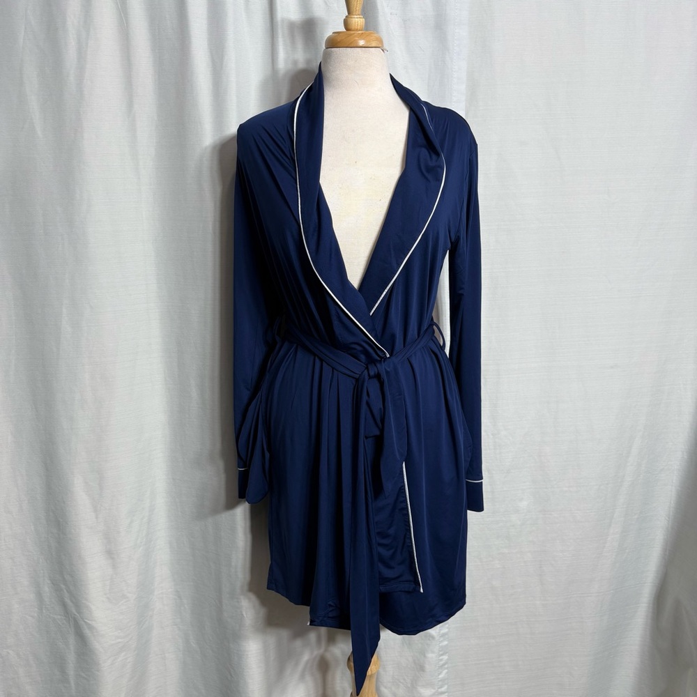 La Vie‎ en Rose Navy Blue Robe S/M White Piping, super soft Loungewear Belted